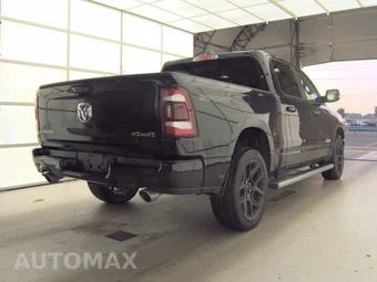 2023 Ram 1500 Laramie Crew Cab Short Bed - miniatura 4