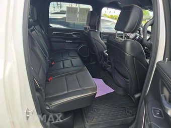 2023 Ram 1500 Laramie Crew Cab Short Bed - miniatura 16