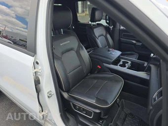 2023 Ram 1500 Laramie Crew Cab Short Bed - miniatura 18