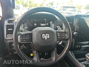 2023 Ram 1500 Laramie Crew Cab Short Bed - miniatura 10