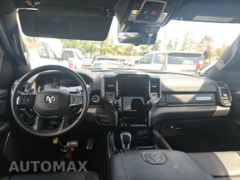 2023 Ram 1500 Laramie Crew Cab Short Bed - miniatura 11