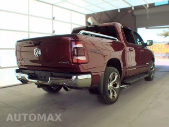 2023 Ram 1500 Laramie Crew Cab Short Bed - miniatura 4