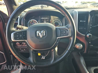 2023 Ram 1500 Laramie Crew Cab Short Bed - miniatura 10
