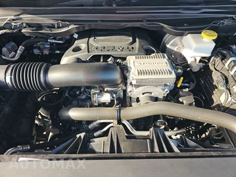 2023 Ram 1500 Laramie Crew Cab Short Bed - miniatura 15
