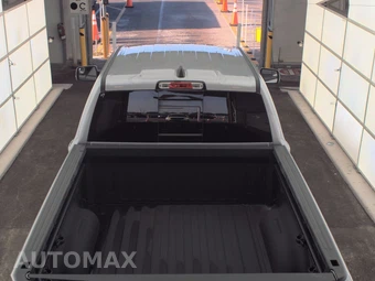 2023 Ram 1500 Laramie Crew Cab Short Bed - miniatura 5