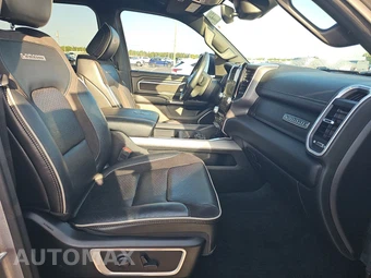 2023 Ram 1500 Laramie Crew Cab Short Bed - miniatura 8