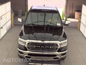 2023 Ram 1500 Laramie Crew Cab Short Bed - miniatura 2