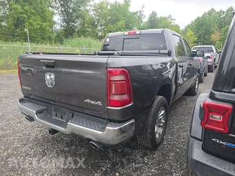 2023 Ram 1500 Laramie Crew Cab Short Bed - miniatura 4