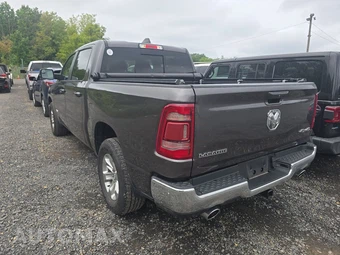 2023 Ram 1500 Laramie Crew Cab Short Bed - miniatura 6