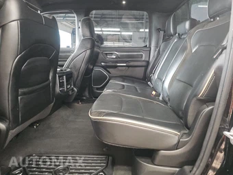 2023 Ram 1500 Laramie Crew Cab Short Bed - miniatura 13