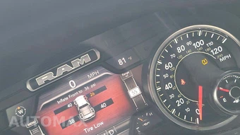 2023 Ram 1500 Laramie Crew Cab Short Bed - miniatura 34