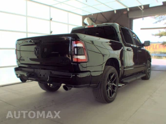 2023 Ram 1500 Laramie Crew Cab Short Bed - miniatura 4