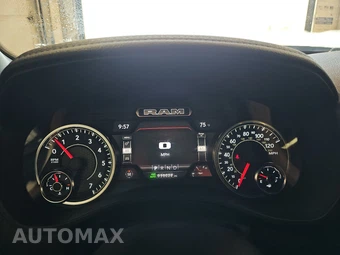 2023 Ram 1500 Laramie Crew Cab Short Bed - miniatura 12