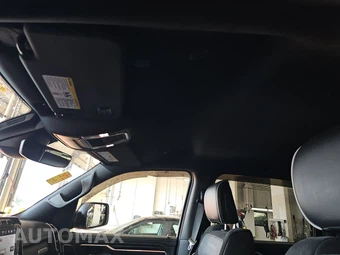 2023 Ram 1500 Laramie Crew Cab Short Bed - miniatura 17