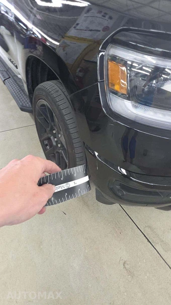 2023 Ram 1500 Laramie Crew Cab Short Bed - miniatura 21