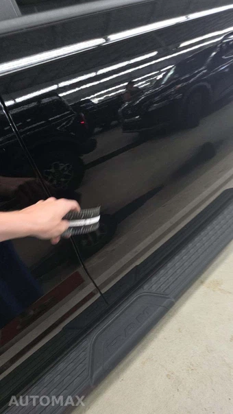 2023 Ram 1500 Laramie Crew Cab Short Bed - miniatura 35