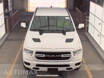 2023 Ram 1500 Laramie Crew Cab Short Bed - miniatura 2
