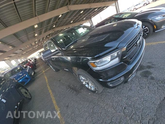 2023 Ram 1500 Laramie Crew Cab Short Bed - miniatura 3