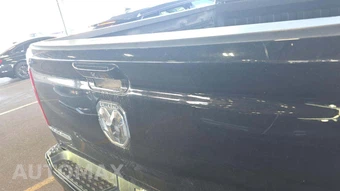 2023 Ram 1500 Laramie Crew Cab Short Bed - miniatura 36