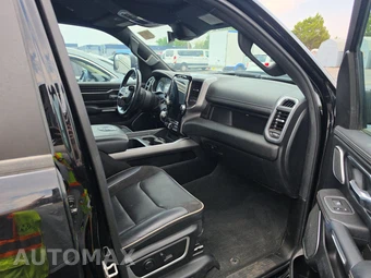 2023 Ram 1500 Laramie Crew Cab Short Bed - miniatura 8