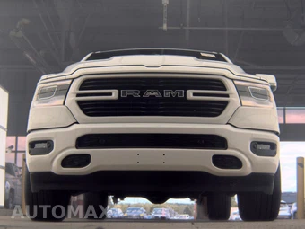 2023 Ram 1500 Laramie Crew Cab Short Bed - miniatura 3