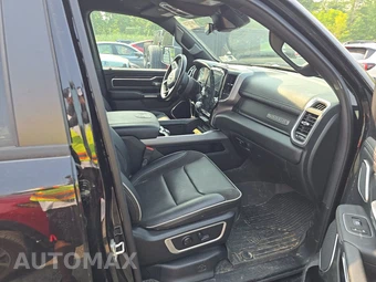 2023 Ram 1500 Laramie Crew Cab Short Bed - miniatura 8
