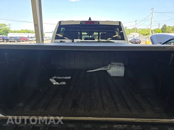 2023 Ram 1500 Laramie Crew Cab Short Bed - miniatura 16