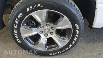 2023 Ram 1500 Laramie Crew Cab Short Bed - miniatura 23