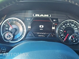 2023 Ram 1500 Laramie Crew Cab Short Bed - miniatura 12