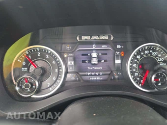 2023 Ram 1500 Laramie Crew Cab Short Bed - miniatura 9