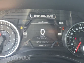 2023 Ram 1500 Laramie Crew Cab Short Bed - miniatura 12