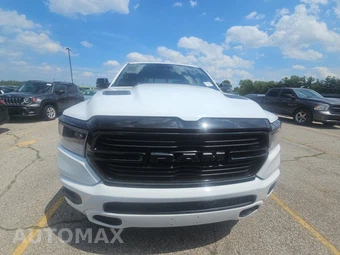 2023 Ram 1500 Laramie Crew Cab Short Bed - miniatura 2