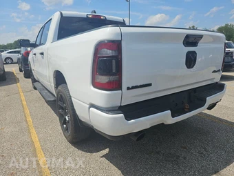 2023 Ram 1500 Laramie Crew Cab Short Bed - miniatura 6