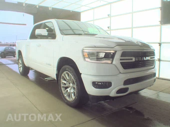 2023 Ram 1500 Laramie Crew Cab Short Bed - miniatura 3