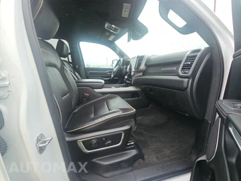 2023 Ram 1500 Laramie Crew Cab Short Bed - miniatura 8