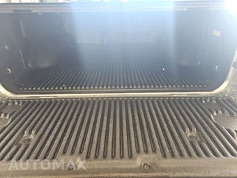 2023 Ram 1500 Laramie Crew Cab Short Bed - miniatura 16
