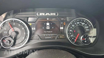 2023 Ram 1500 Laramie Crew Cab Short Bed - miniatura 20