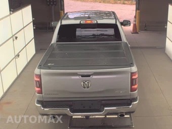 2023 Ram 1500 Laramie Crew Cab Short Bed - miniatura 5
