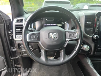 2023 Ram 1500 Laramie Crew Cab Short Bed - miniatura 10