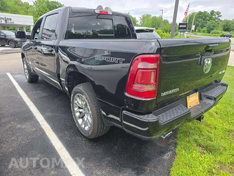 2023 Ram 1500 Laramie Crew Cab Short Bed - miniatura 2