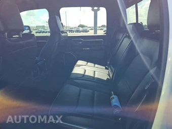 2023 Ram 1500 Laramie Crew Cab Short Bed - miniatura 13