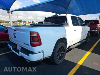 2023 Ram 1500 Laramie Crew Cab Short Bed - miniatura 4