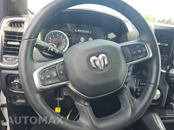 2023 Ram 1500 Laramie Crew Cab Short Bed - miniatura 10