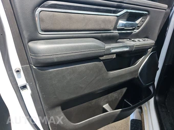 2023 Ram 1500 Laramie Crew Cab Short Bed - miniatura 9