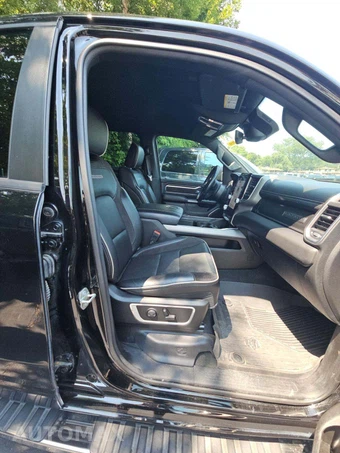 2023 Ram 1500 Laramie Crew Cab Short Bed - miniatura 18