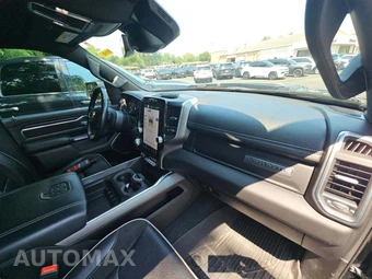 2023 Ram 1500 Laramie Crew Cab Short Bed - miniatura 19