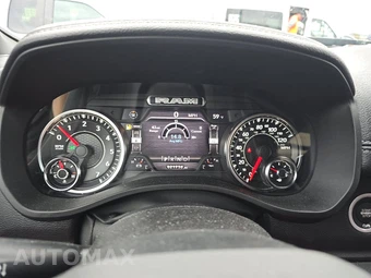 2023 Ram 1500 Laramie Crew Cab Short Bed - miniatura 12