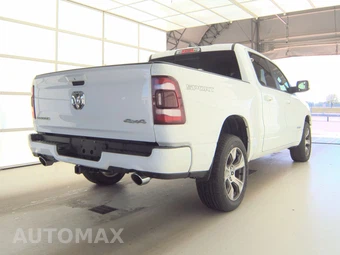 2023 Ram 1500 Laramie Crew Cab Short Bed - miniatura 4