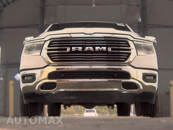 2023 Ram 1500 Laramie Crew Cab Short Bed - miniatura 3