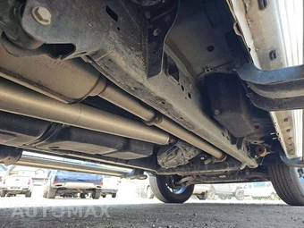 2023 Ram 1500 Laramie Crew Cab Short Bed - miniatura 14